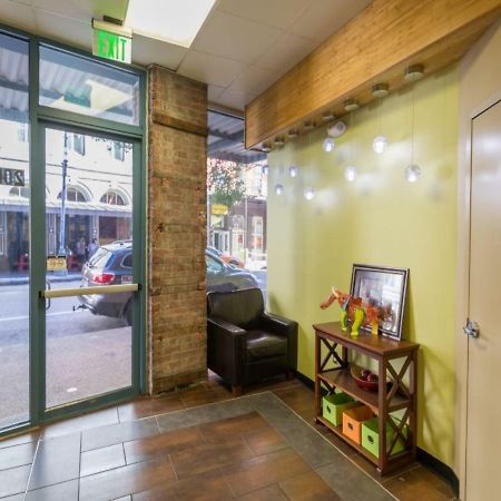ניו אורלינס Spacious Condos Steps Away From French Quarter מראה חיצוני תמונה